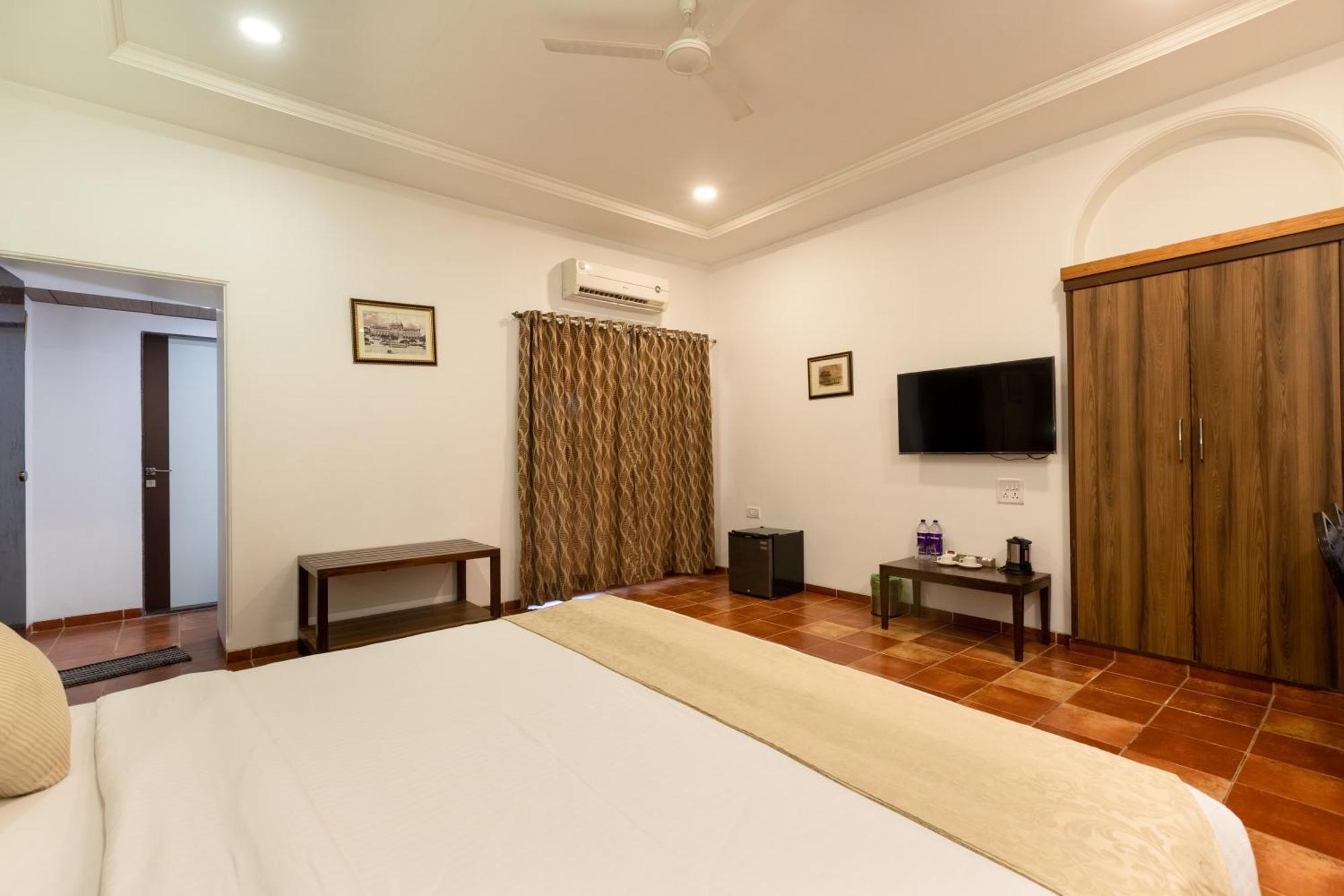 Zaras Resort Khandala Lonavala Luaran gambar