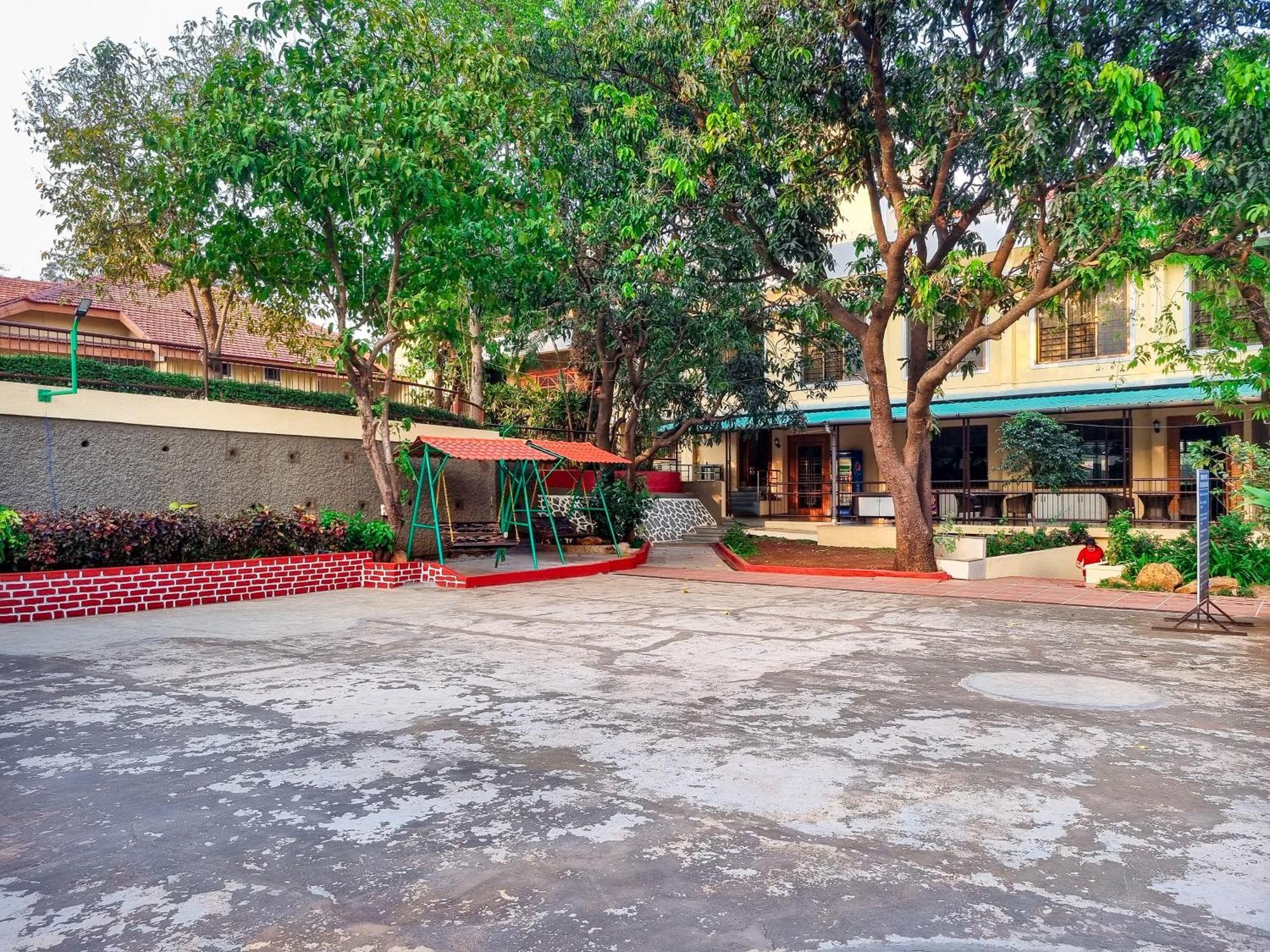 Zaras Resort Khandala Lonavala Luaran gambar