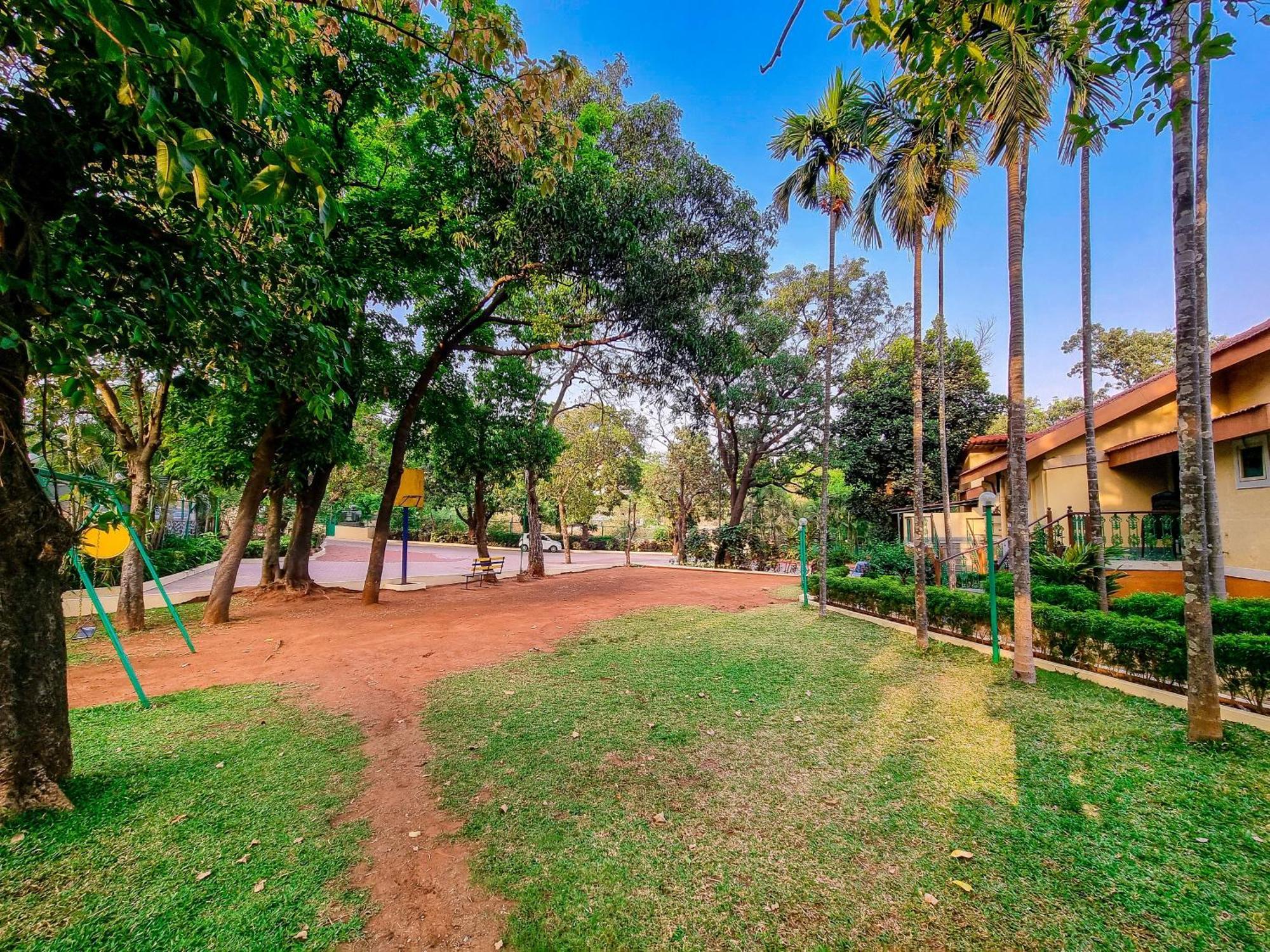 Zaras Resort Khandala Lonavala Luaran gambar